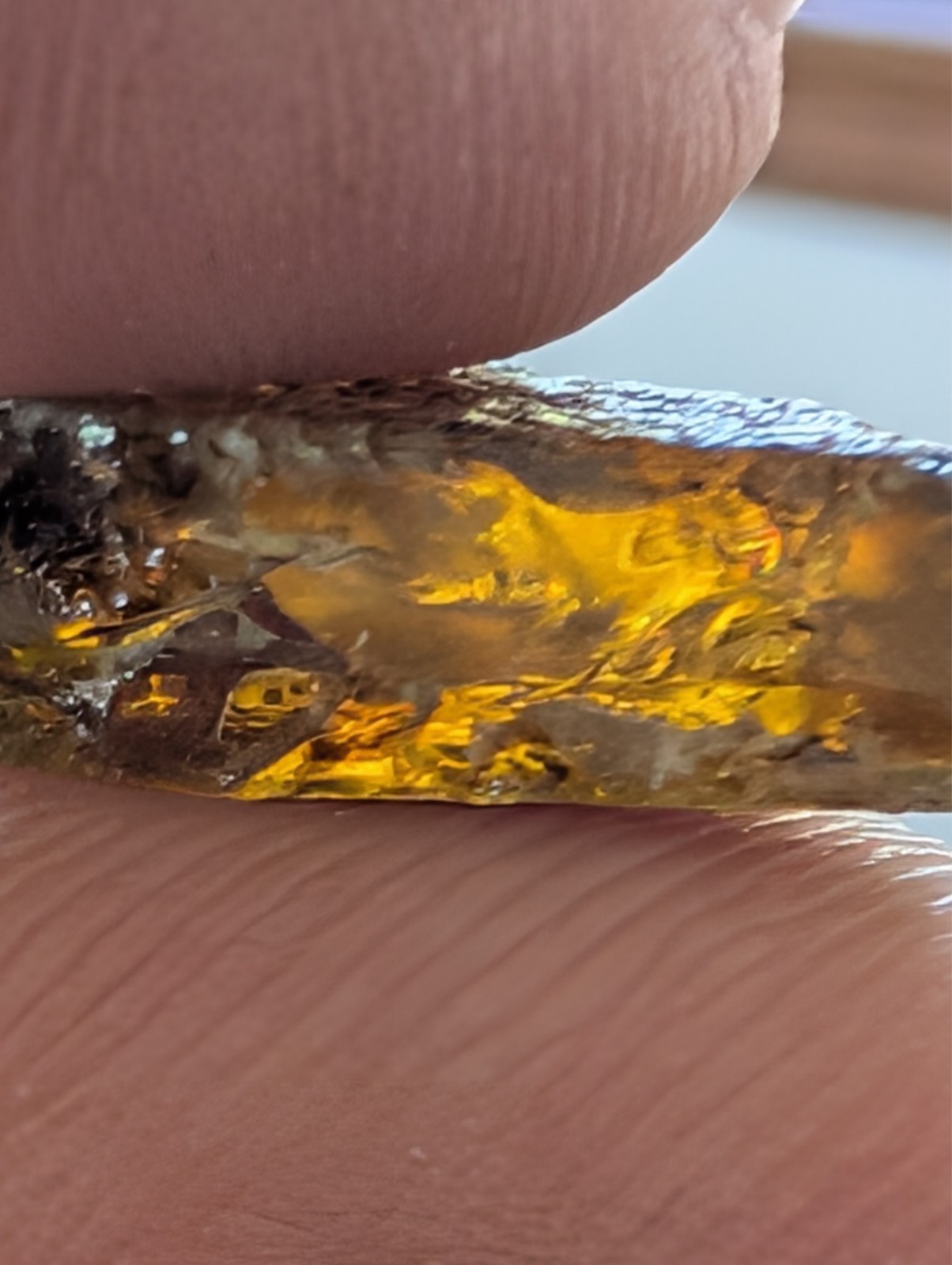 USA seller 8.02 ct Cut to IF Sphene facet rough gemstone specimen