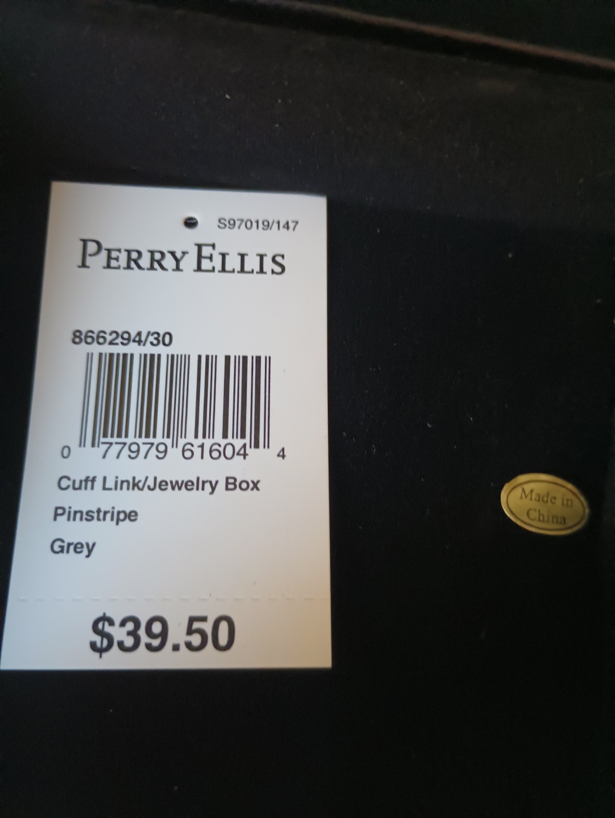 Perry Ellis Portfolio NEW Jewelry Ring Cufflink Felt Lined Storage Box Pinstripe
