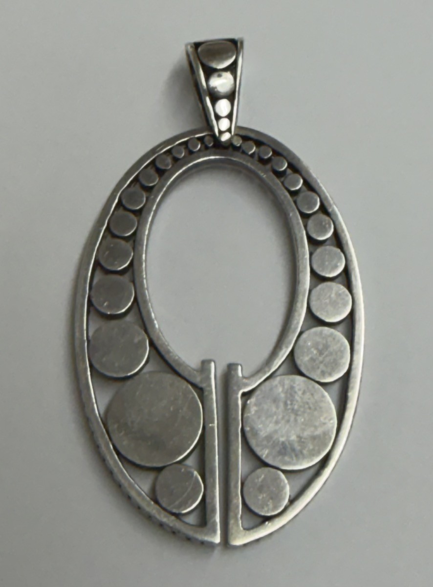 John Hardy Large Heavy Oval .925 Sterling Silver Pendant 24.9G