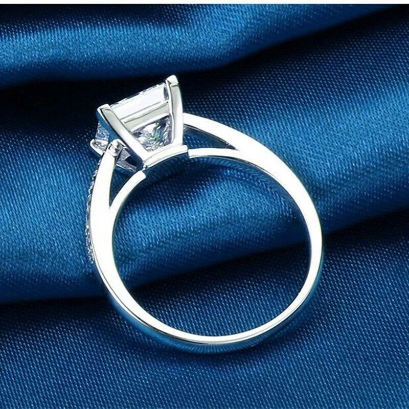 3.25Ct VVS1 Princess Cut Lab Created Diamond Wedding 925 Silver Engagement Ring