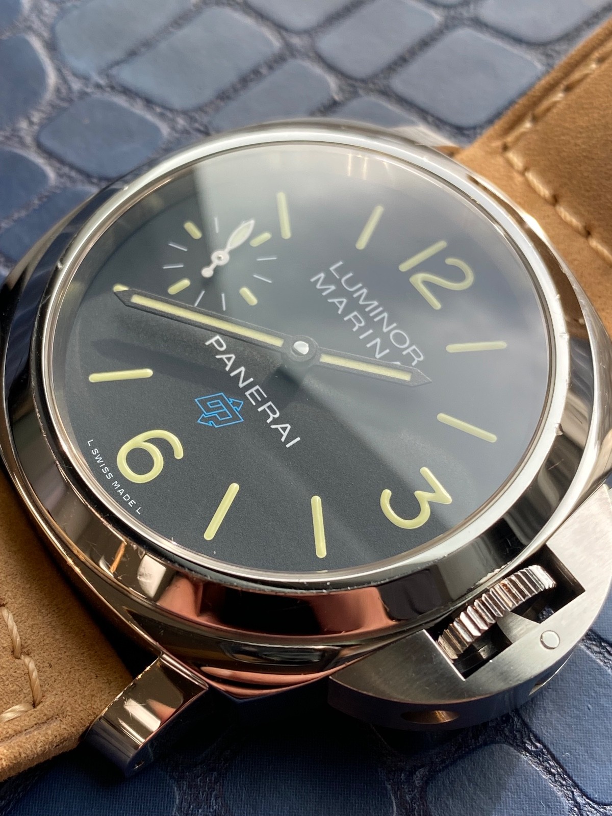 Panerai Luminor Marina 44mm Box and Papers Men Watch PAM00777 PAM777