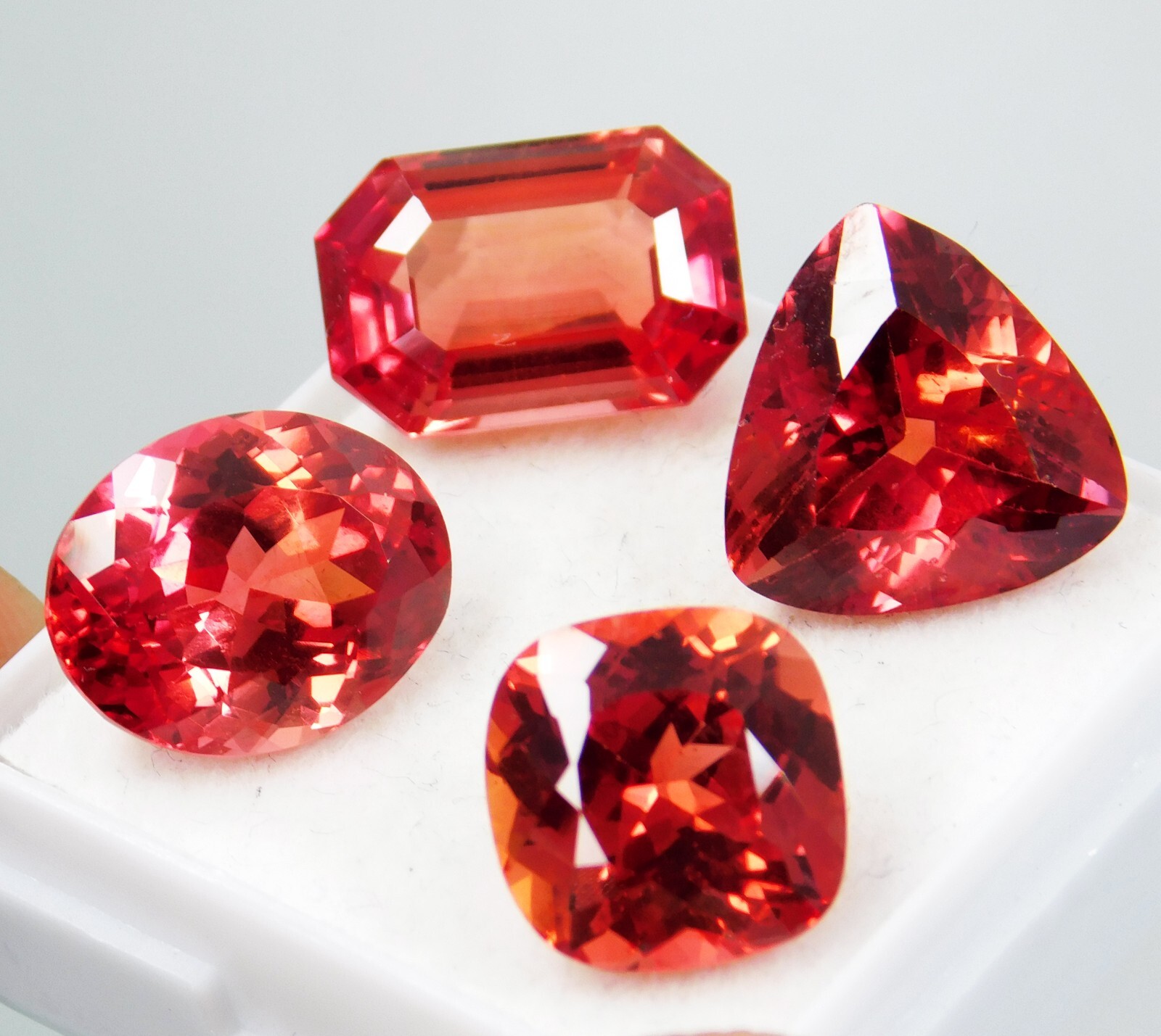Natural Orange Pink Padparadscha Sapphire 31.50 Ct Certified Mixed Gemstone Lot