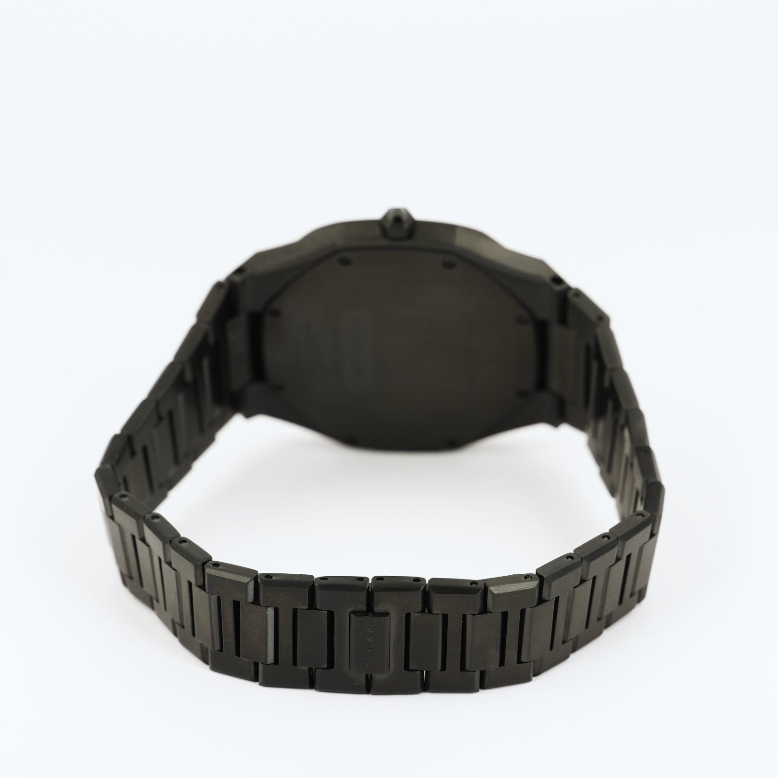D1 Milano Shadow Ultra Thin Bracelet Watch 40mm – D1-UTBJSH