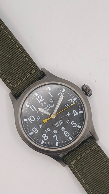 Timex Expedition Field Watch – Olive Green Nylon Strap – Indiglo – Durable