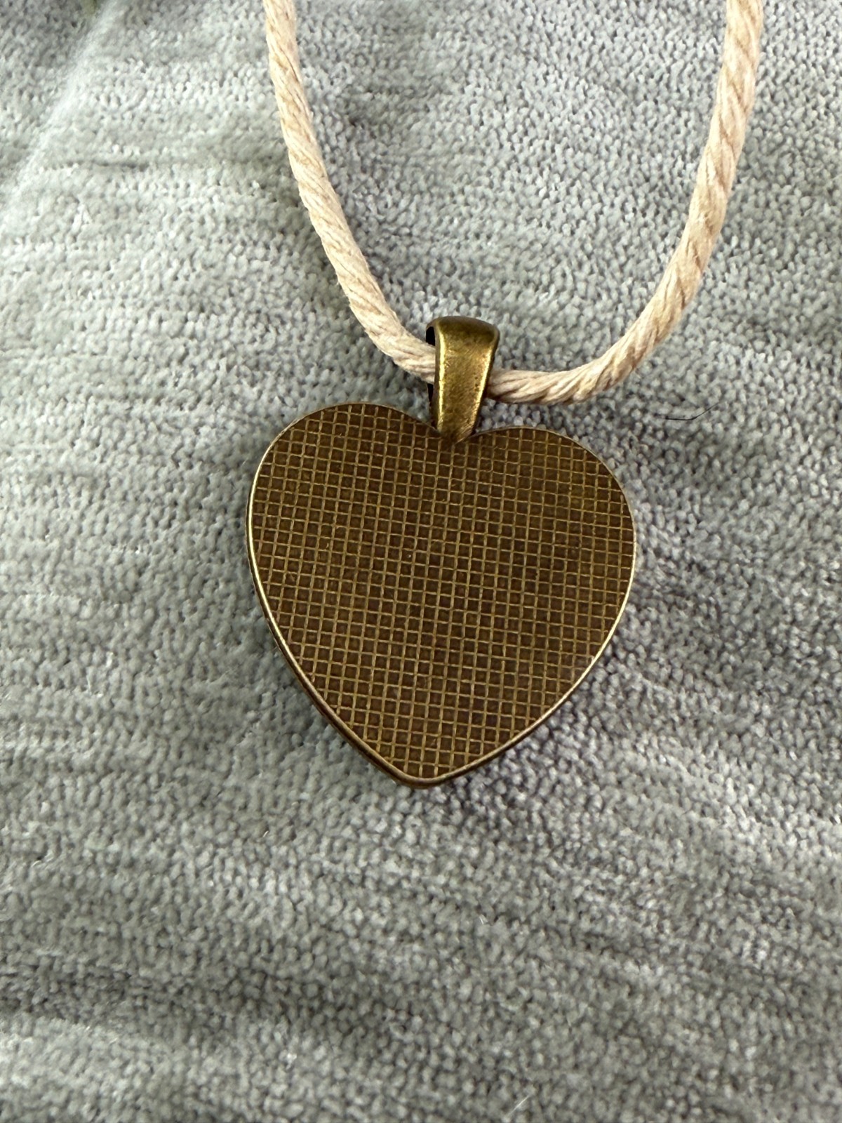 Heart Pendant by Kaylectible Designs