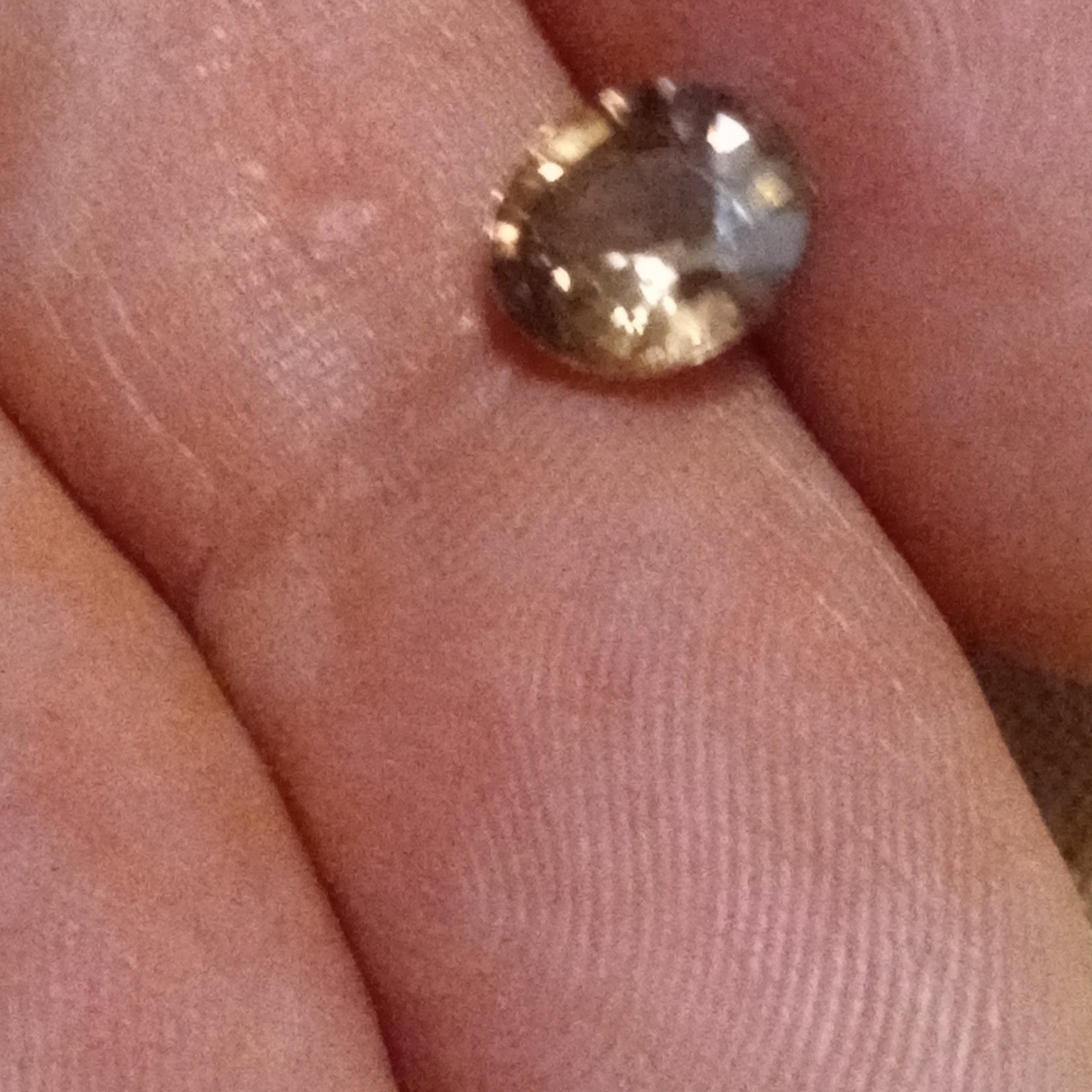 1.83 ct VVS natural champagne zircon oval shaped gorgeous 😍😍
