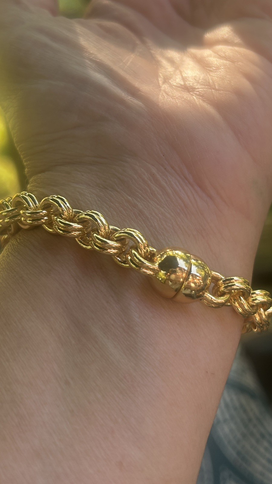 14k Stamped On Clasp Milor Italy Link Bracelet. Magnetic Closure 7.5