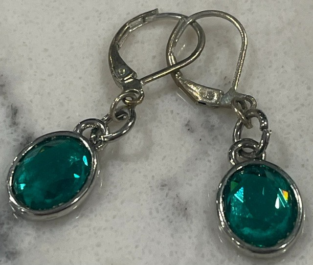 Costume Earring Mixed Collection Lot Preloved gems Women Ladies Jewelry (lot 2)