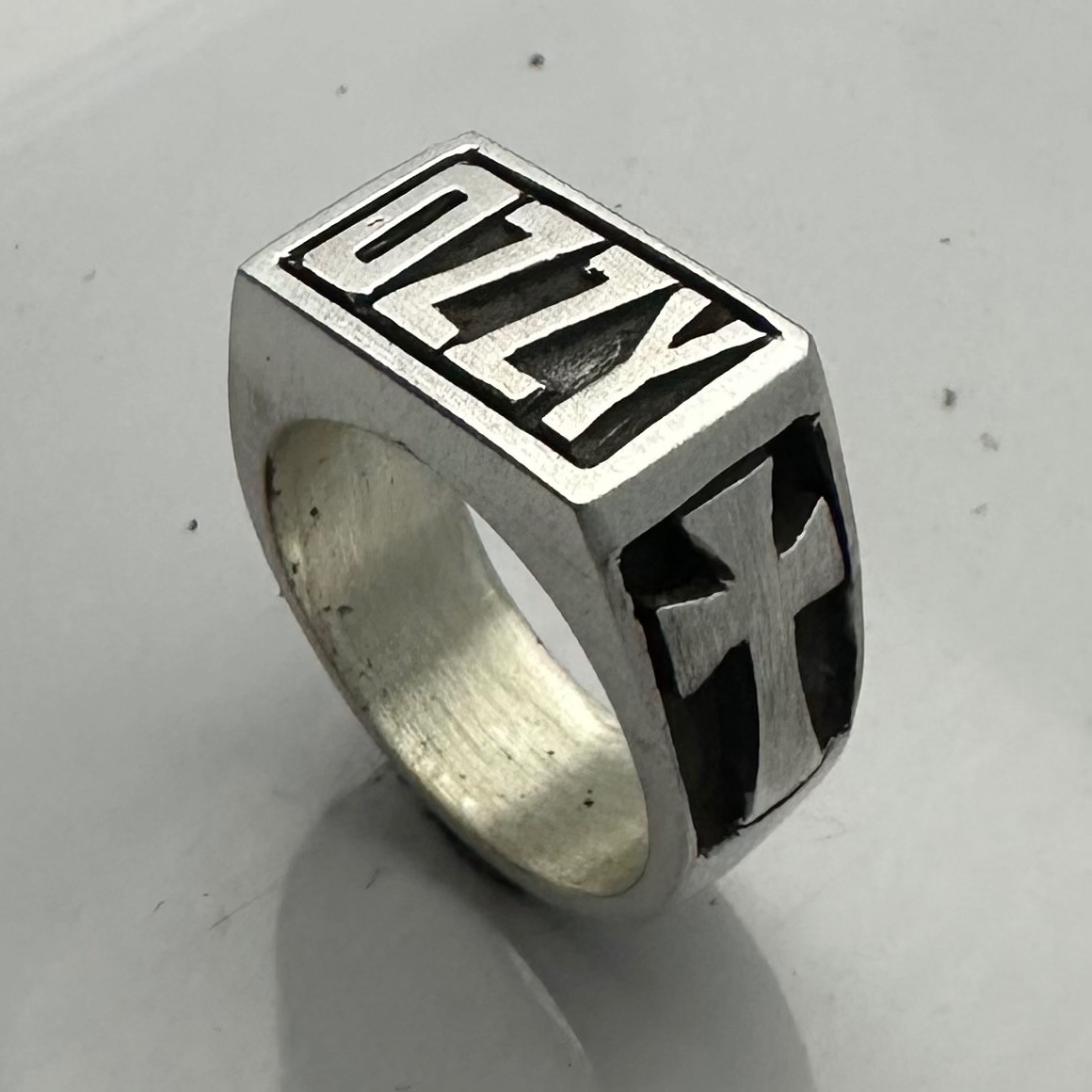 MJG STERLING SILVER OZZY RING. SIZE 10. SABBATH. GUITAR PLAYER. 19 GRAMS