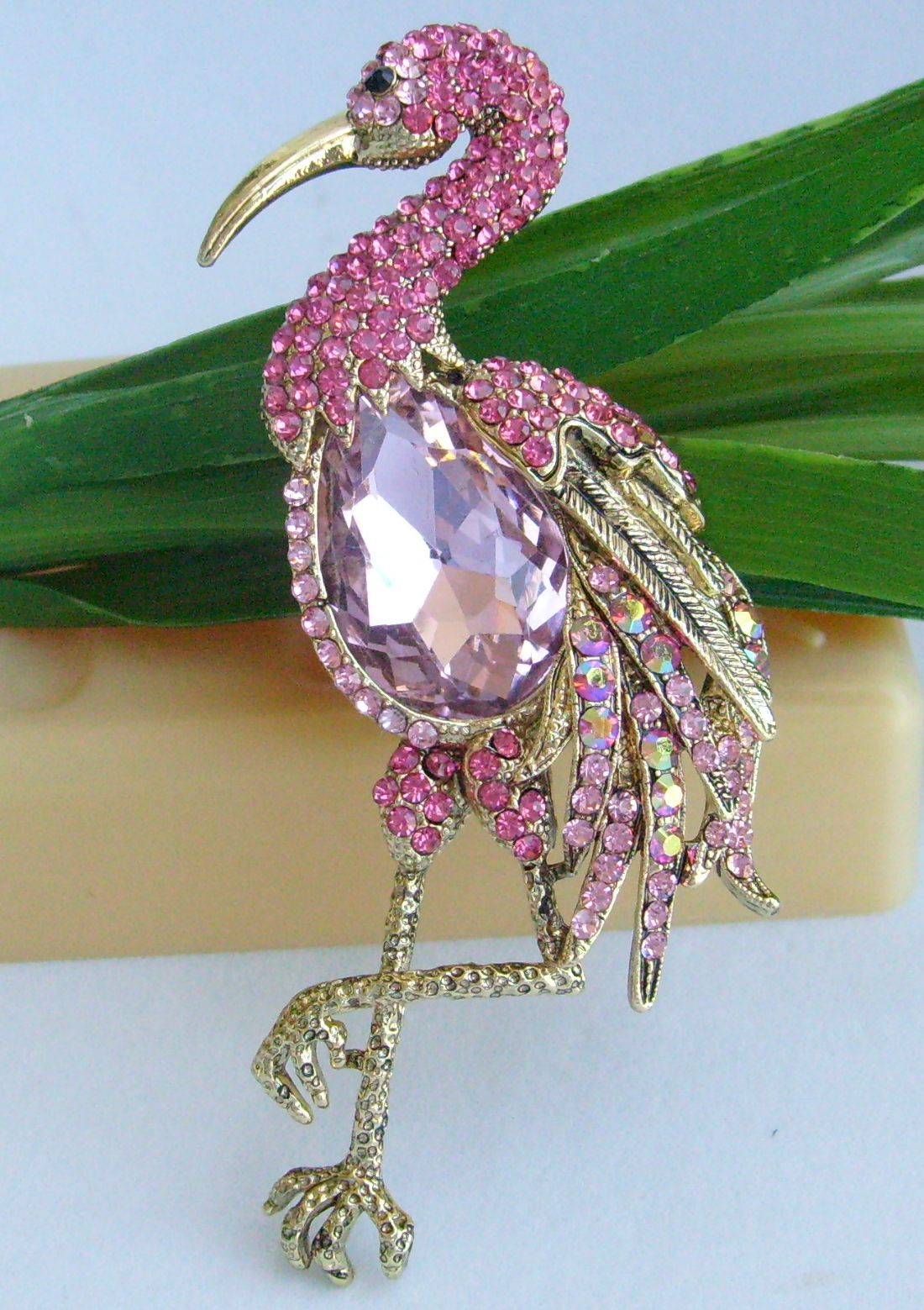 3.94″ Pink Austrian Crystal Flamingo Animal Bird Brooch Pin Pendant 06620C5