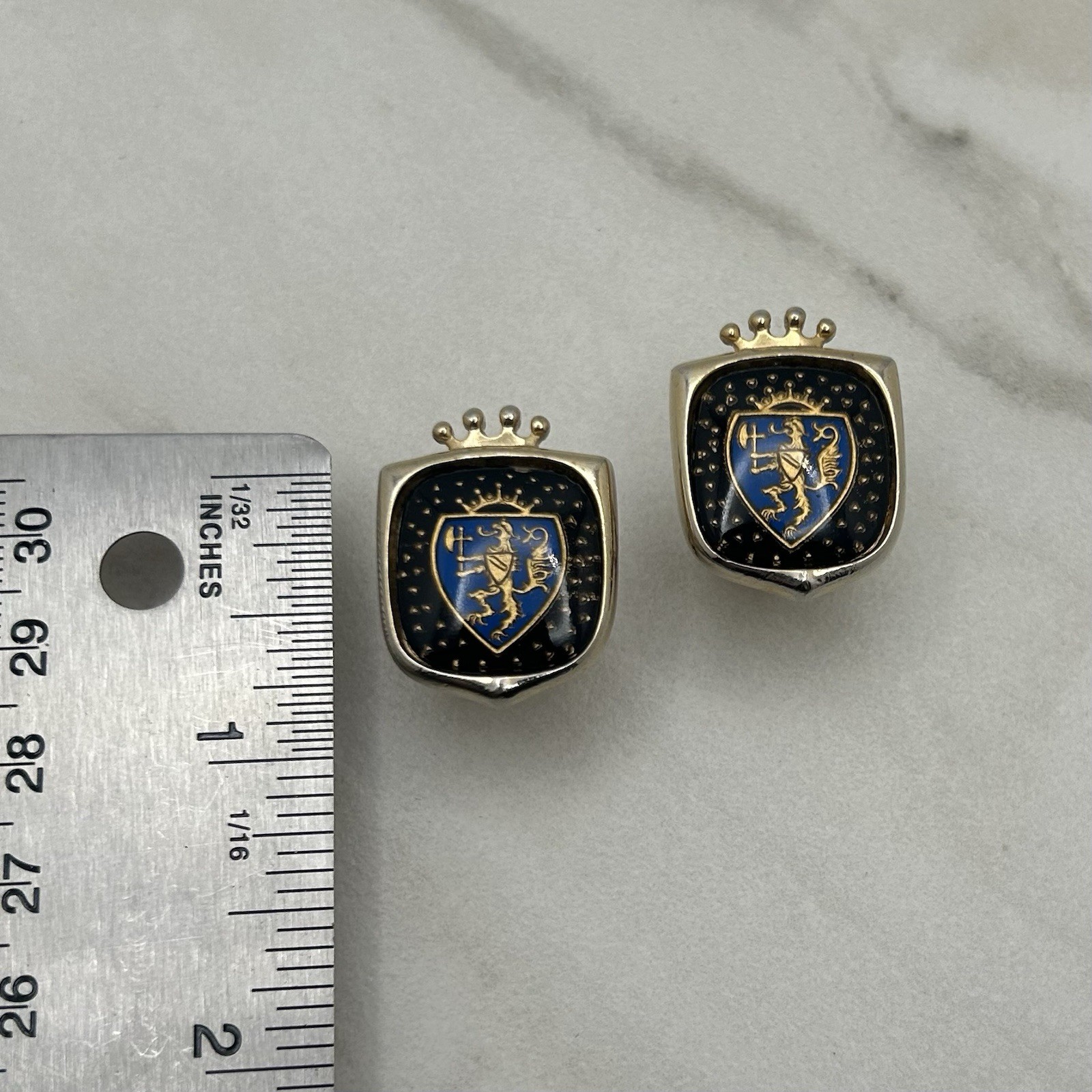 Vintage Hickok USA Gold Tone Coat Of Arms Cufflinks