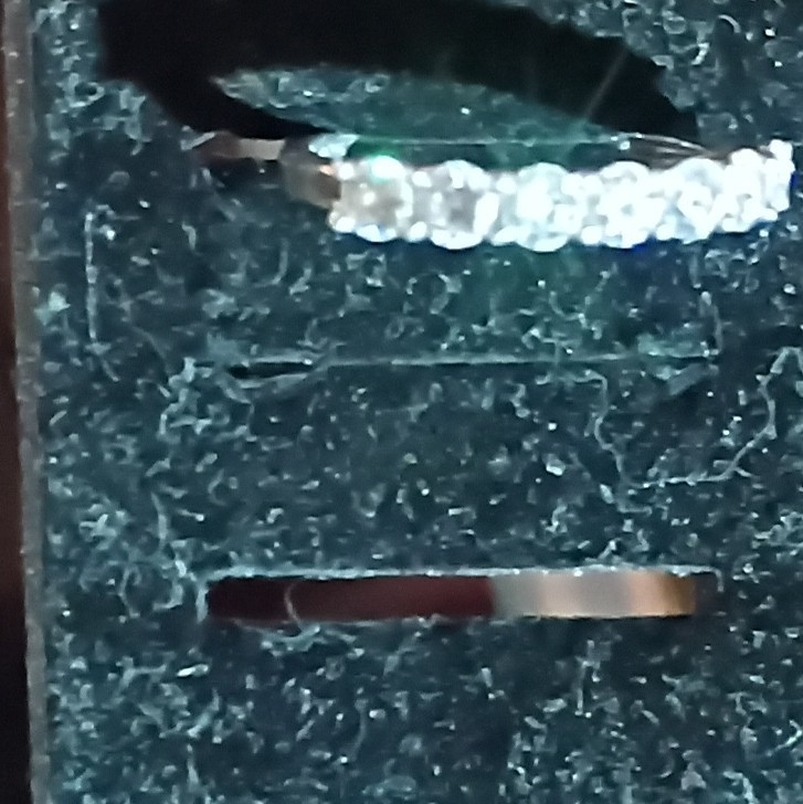 Silver Tone Metal Signed Eternity Band Ring Clear Round Stones Prong Size 7