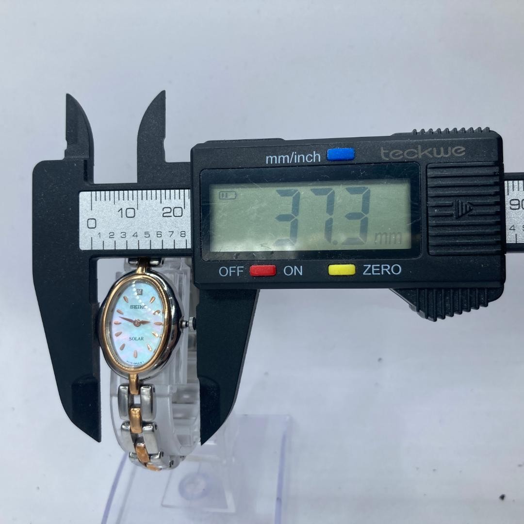 [Junk Item] SEIKO Solar Oval Silver Gold