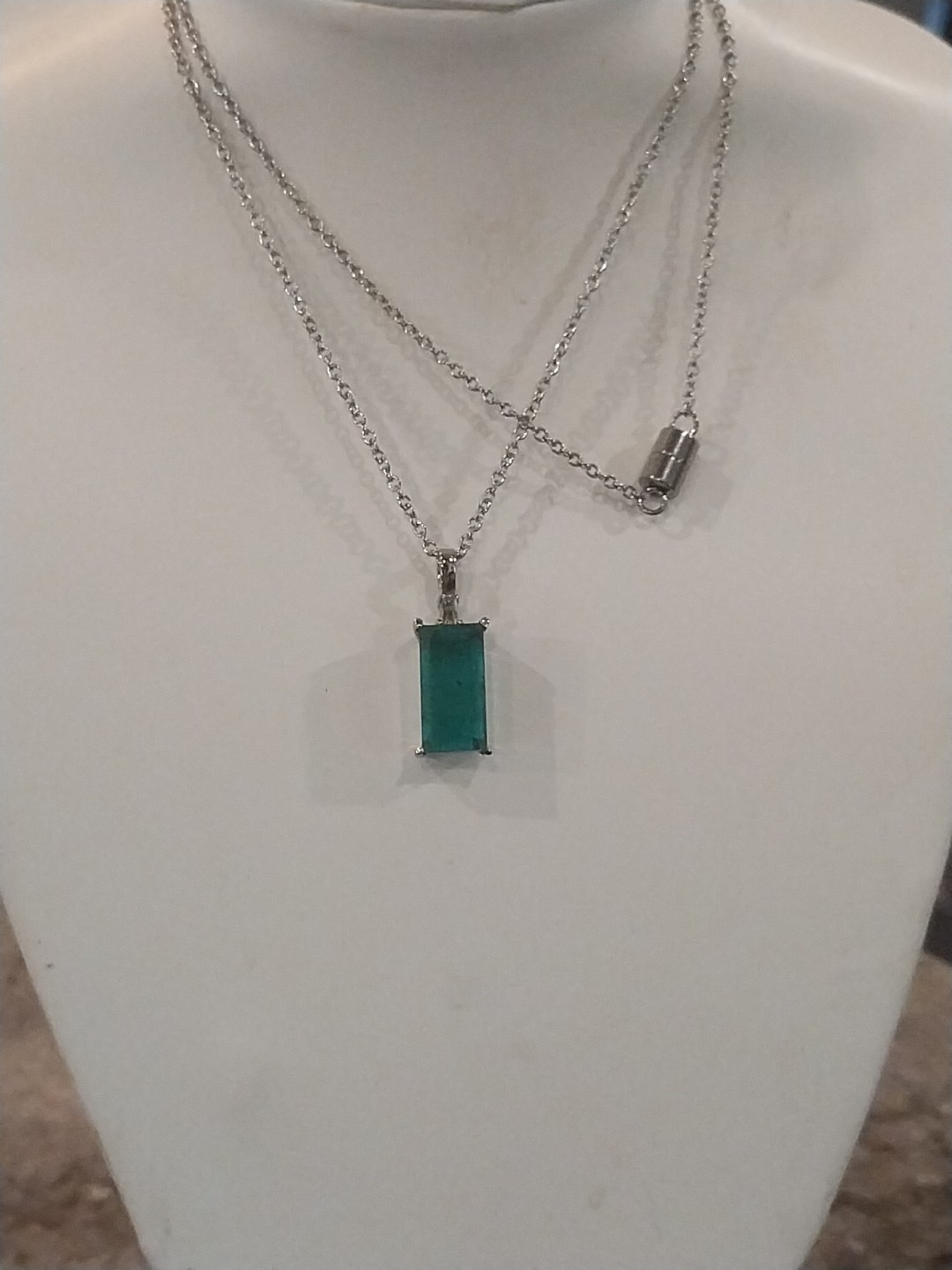 Emeraldine Quartz, White Topaz Pendant Necklace (20″)/ Stainless Steel 4.90= TCW