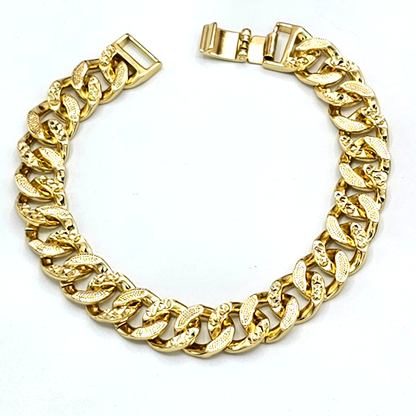 Gold Plated Cuban Chain Hip Hop Bracelet. 10mm Width 7.25 in Length. Unisex
