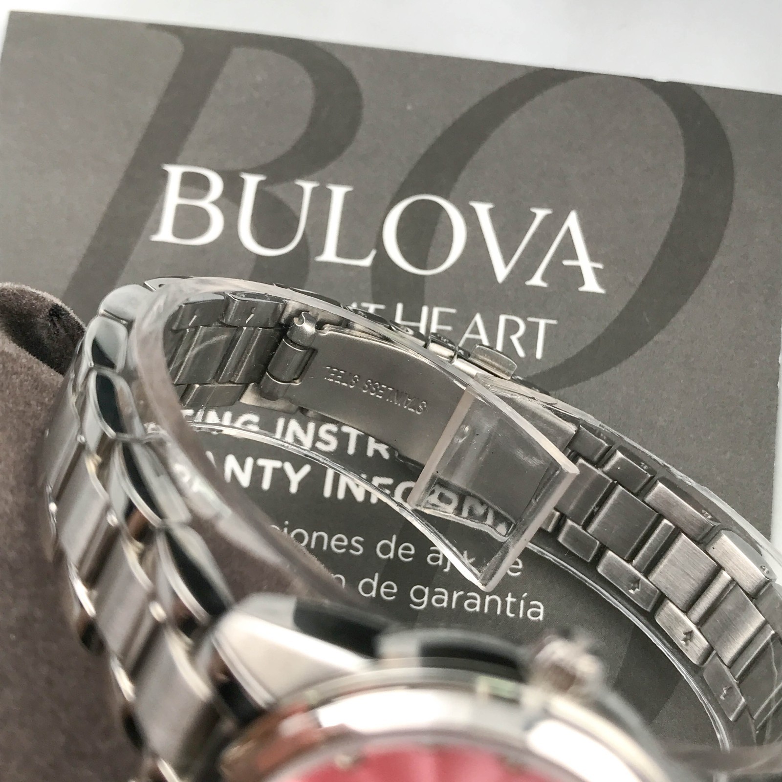 Bulova Classic 96P249 Sutton 11 Diamonds Pink Dial Women’s Quartz Watch 28mm New