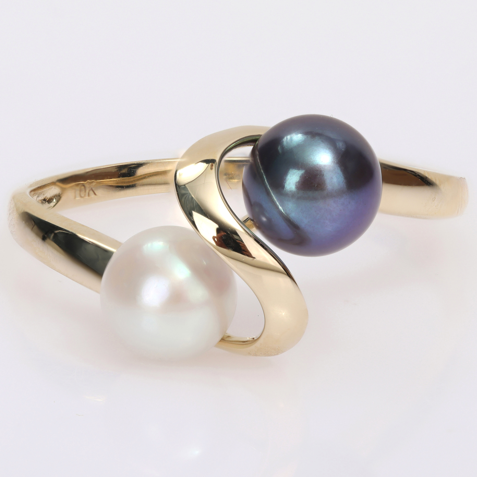 Amour 10k Gold Black & White Cultured Freshwater Pearl Ring