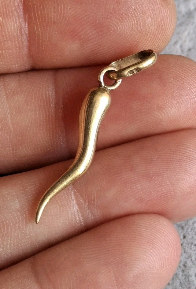 9ct Gold Horn Of Plenty Pendant Charm
