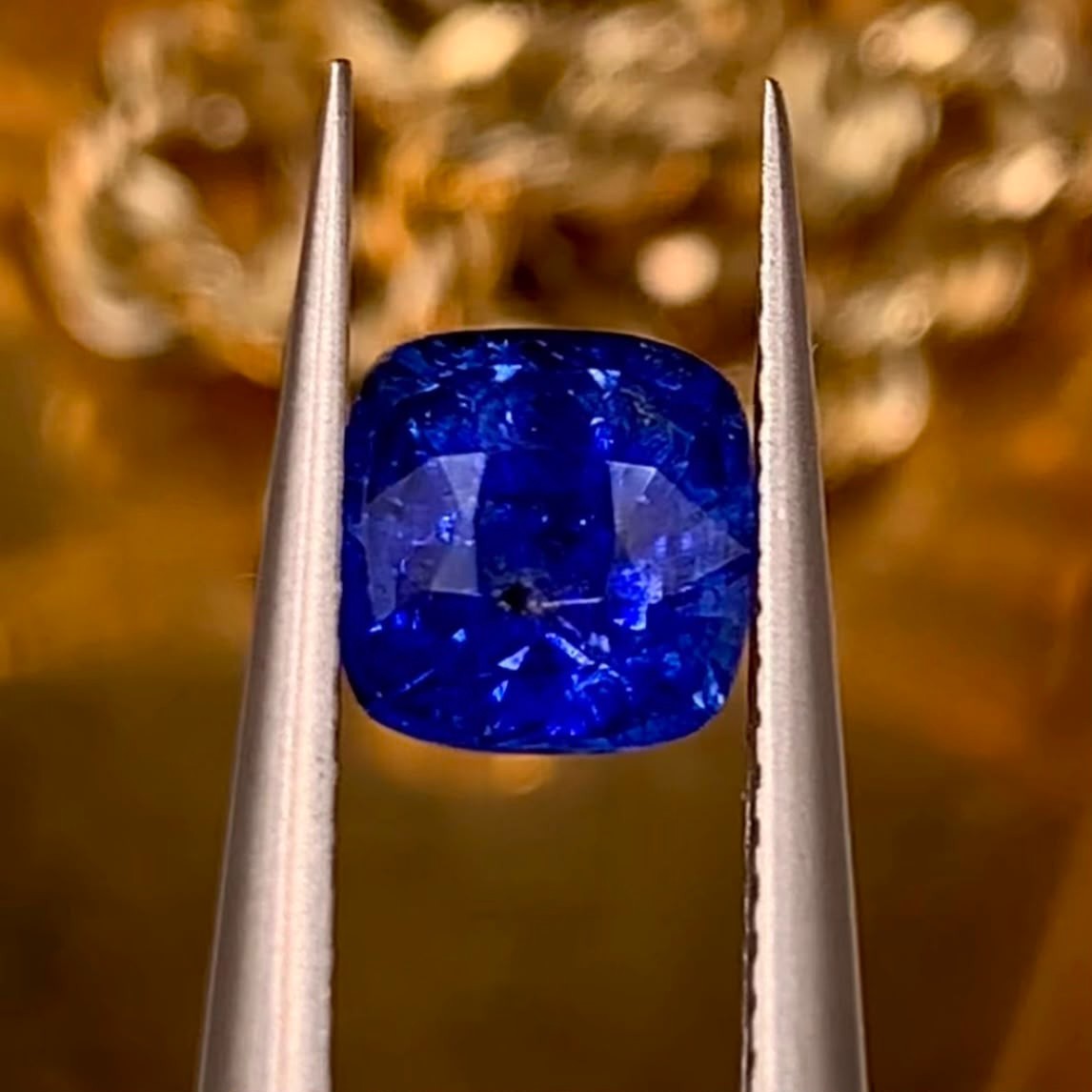 GFCO Certified 1.06Ct Natural Rare Stunning Royal Blue Sapphire From Sri Lanka