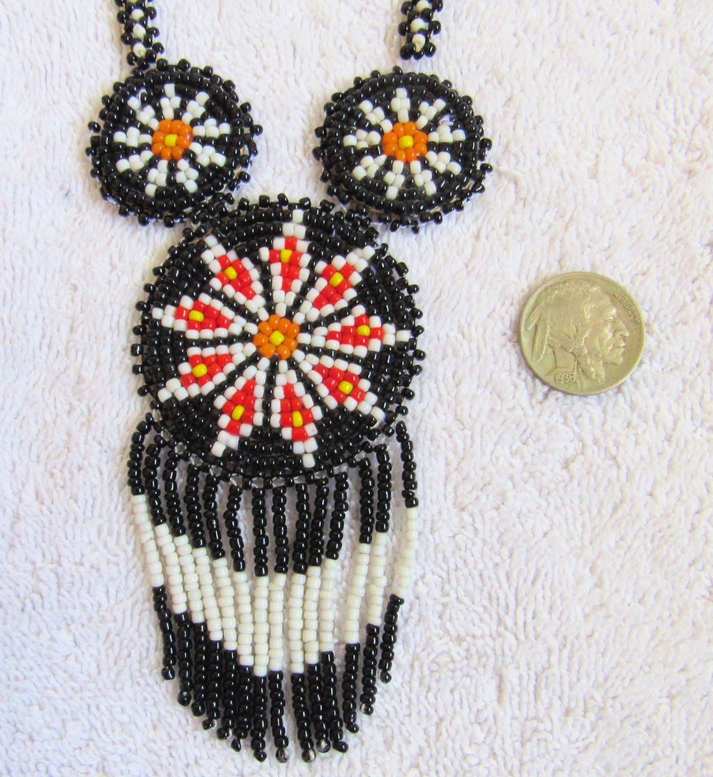 Vintage Beads Beaded Beadwork Design Sioux Indian 3 Medallion Pendant & Necklace