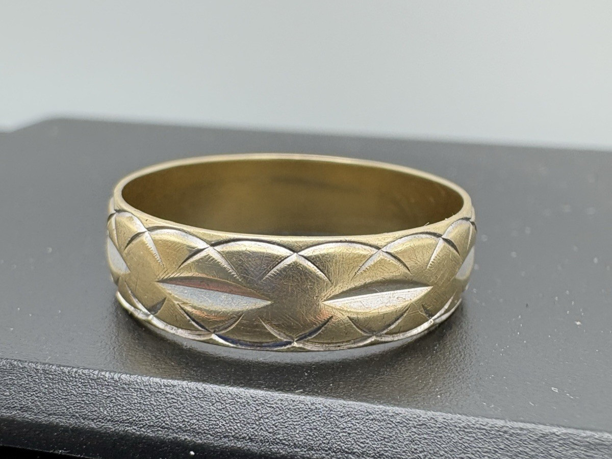 14k Yellow Gold ArtCarved Wedding Band Ring Etched Size 10 & 3.9 Grams