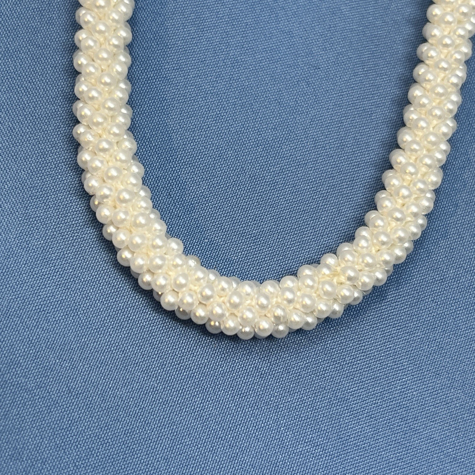 Vintage 1920’s Art Deco White Glass Beaded Sautoir Lariat Rope Flapper Necklace