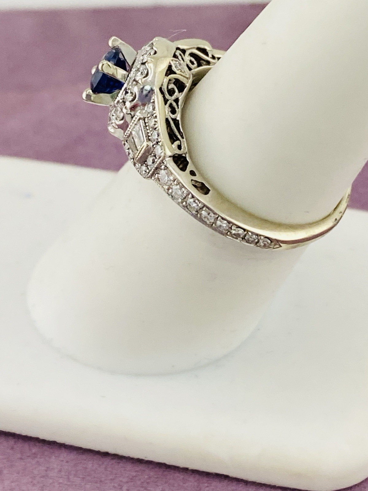 14kt White Gold Sapphire & Diamond Ring 0.70ctw– 4.90 Grams – Size 7 I-97832