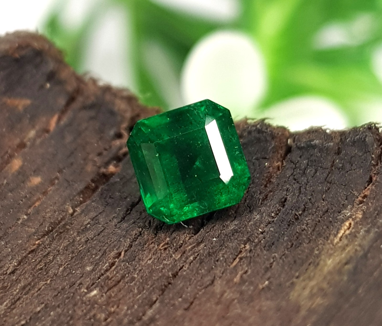 0.86 Ct Natural Emerald octagon Cut Untreated loose Gemstone