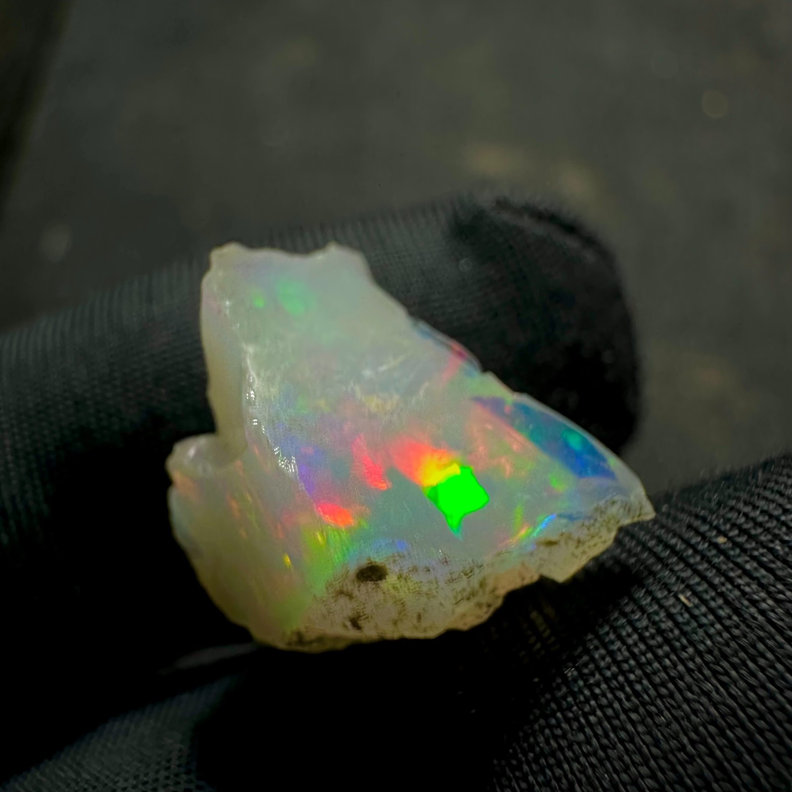 Natural White Ethiopian Opal Rough, Rainbow Fire Raw Opal, Play Of Color Opal