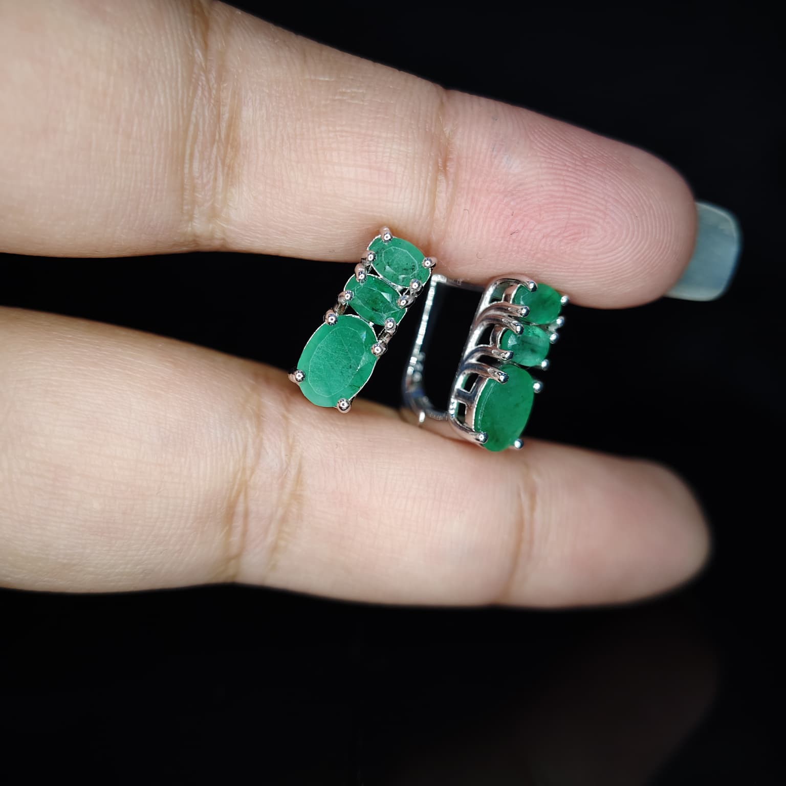 925 Sterling Silver Natural Emerald Earrings Oval 3.88gm Top Rich Green