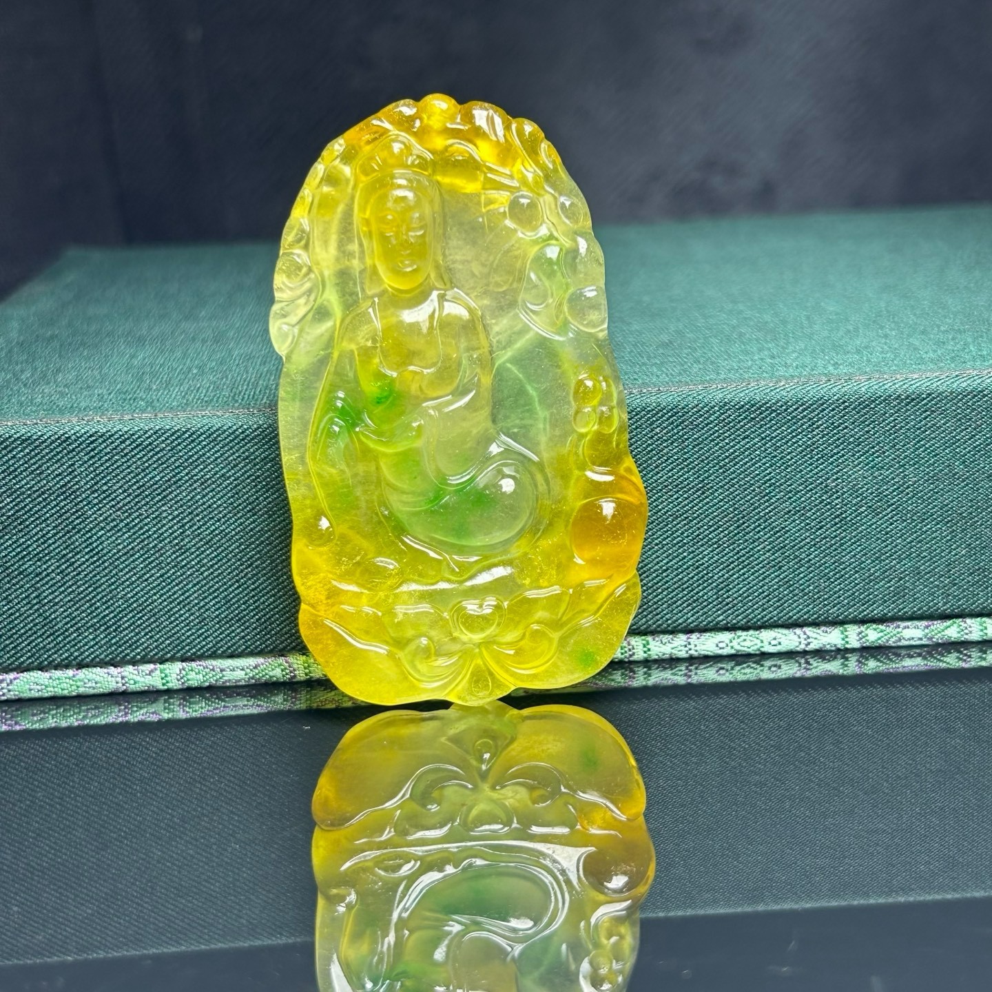 Nature ice yellow Burmese jade Jadeite Carved dragon Kwan-yin Pendant&Necklaces