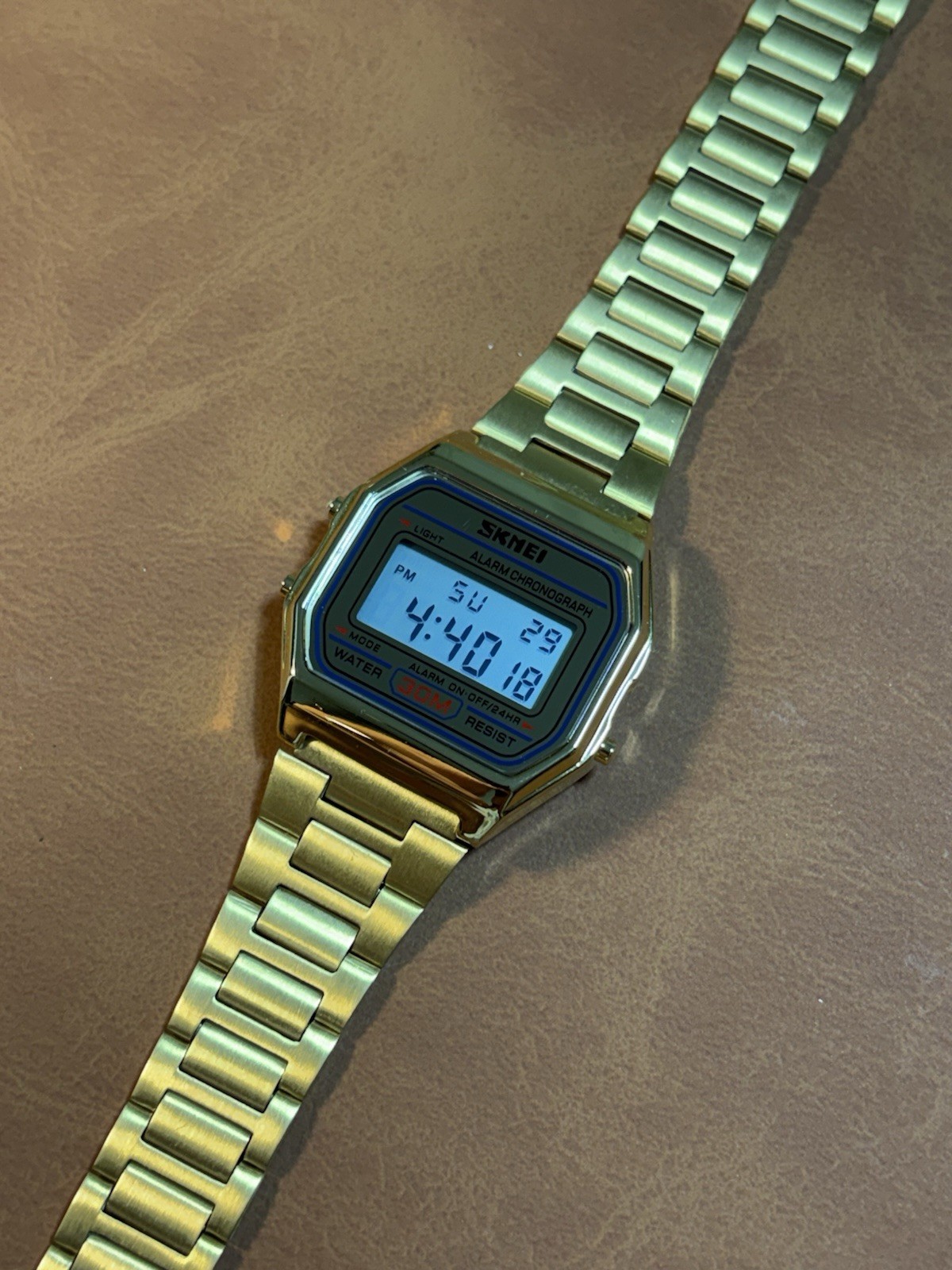 Retro Design Skmei Digital Men Watch WR30M,Gold Tone,Chrono,Alarm,Runs