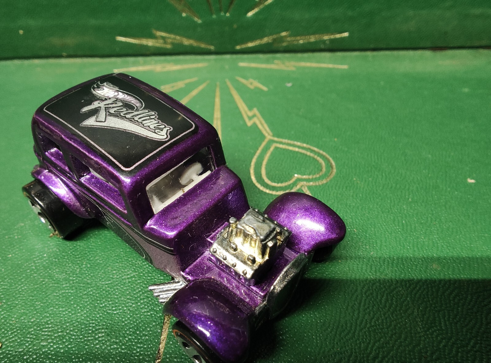 VINTAGE 1968 MATTEL HOT WHEELS PURPLE 32 FORD VICKY REDLINES/HOT ROD