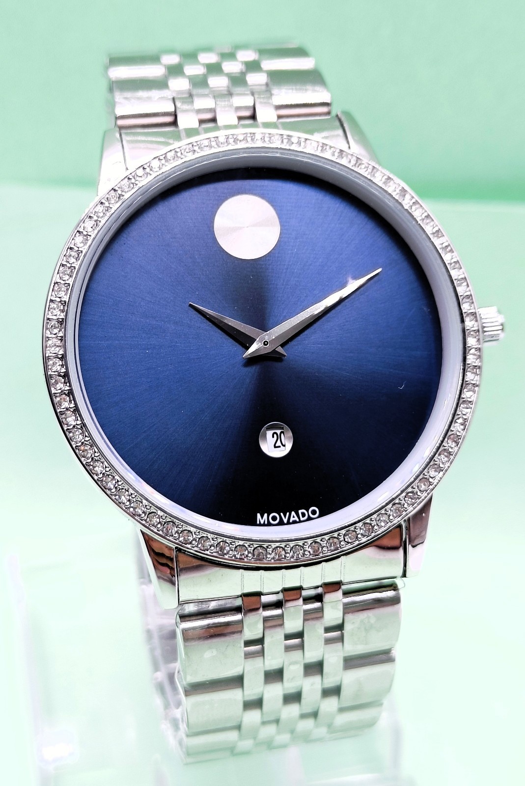 Fantastic Movado Museum Classic Analog Date Indicator Quartz Men’s Wrist Watch