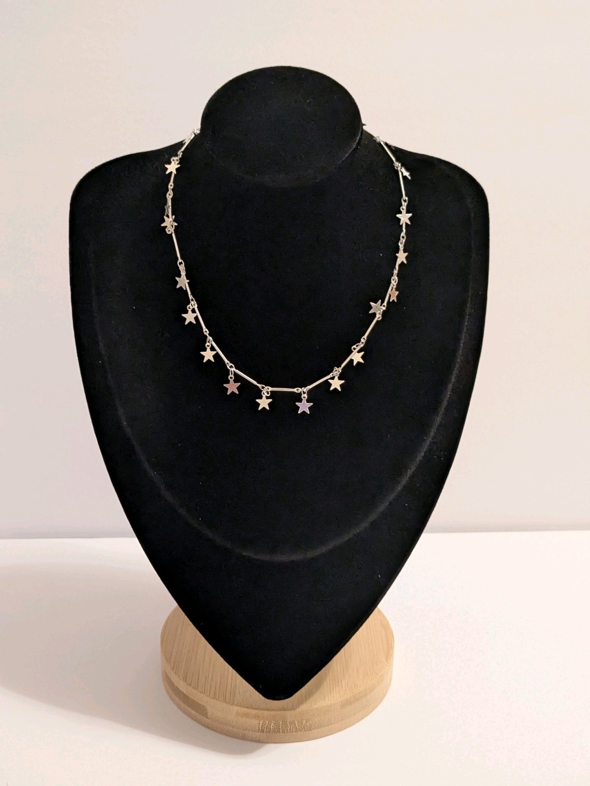 Silver Tone Celestial Stationed Star Pendants Fashion Necklace. 14″. Dainty.