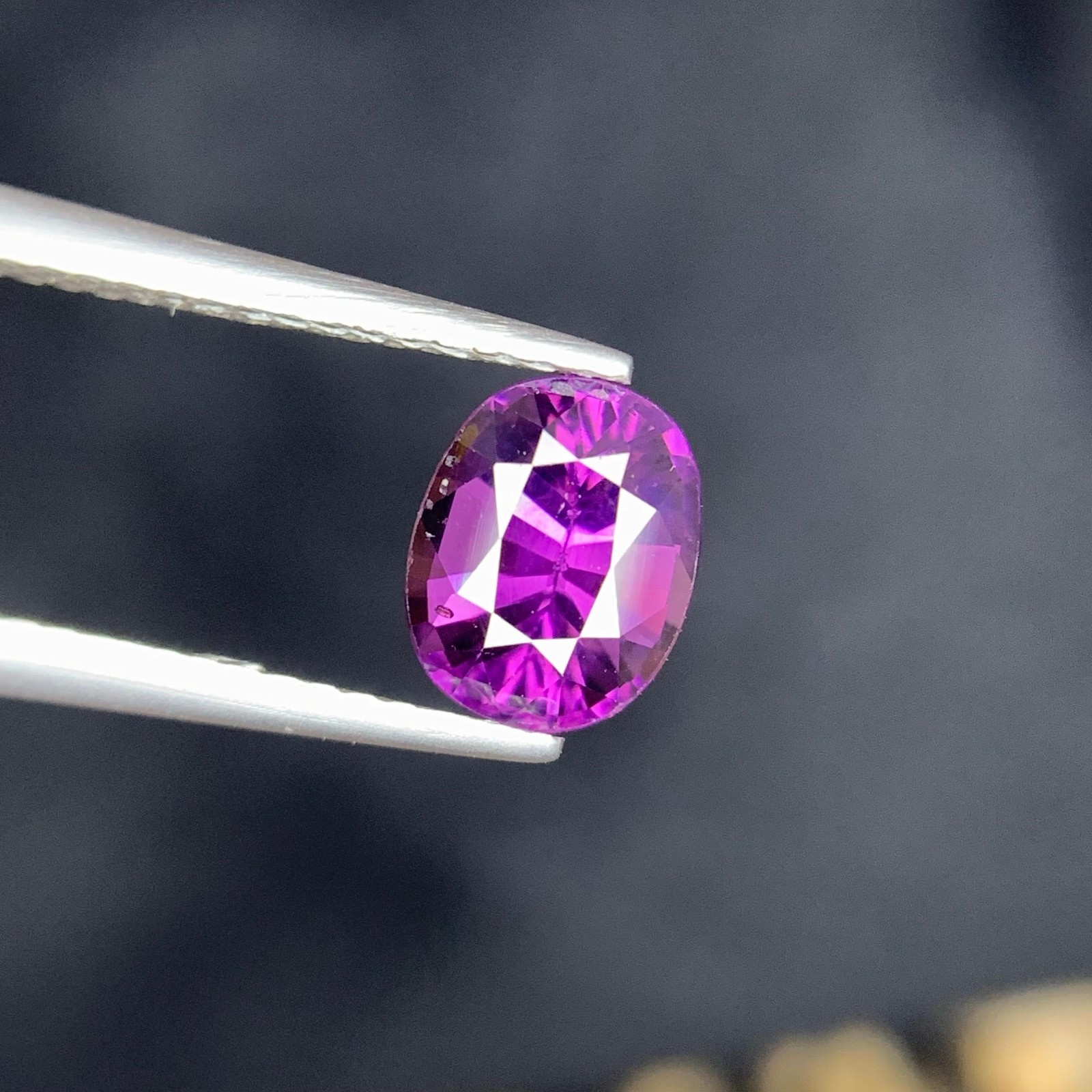 Natural Pink Spinel 1.60 Ct SI Loose Gemstone Sri Lanka Untreated
