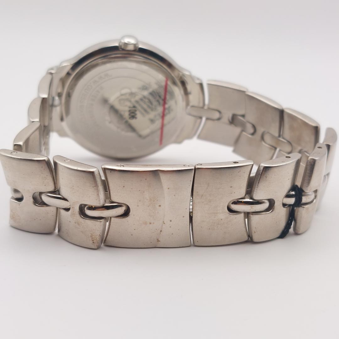 Guess P187GLI Quartz Analog Men Wristwatch