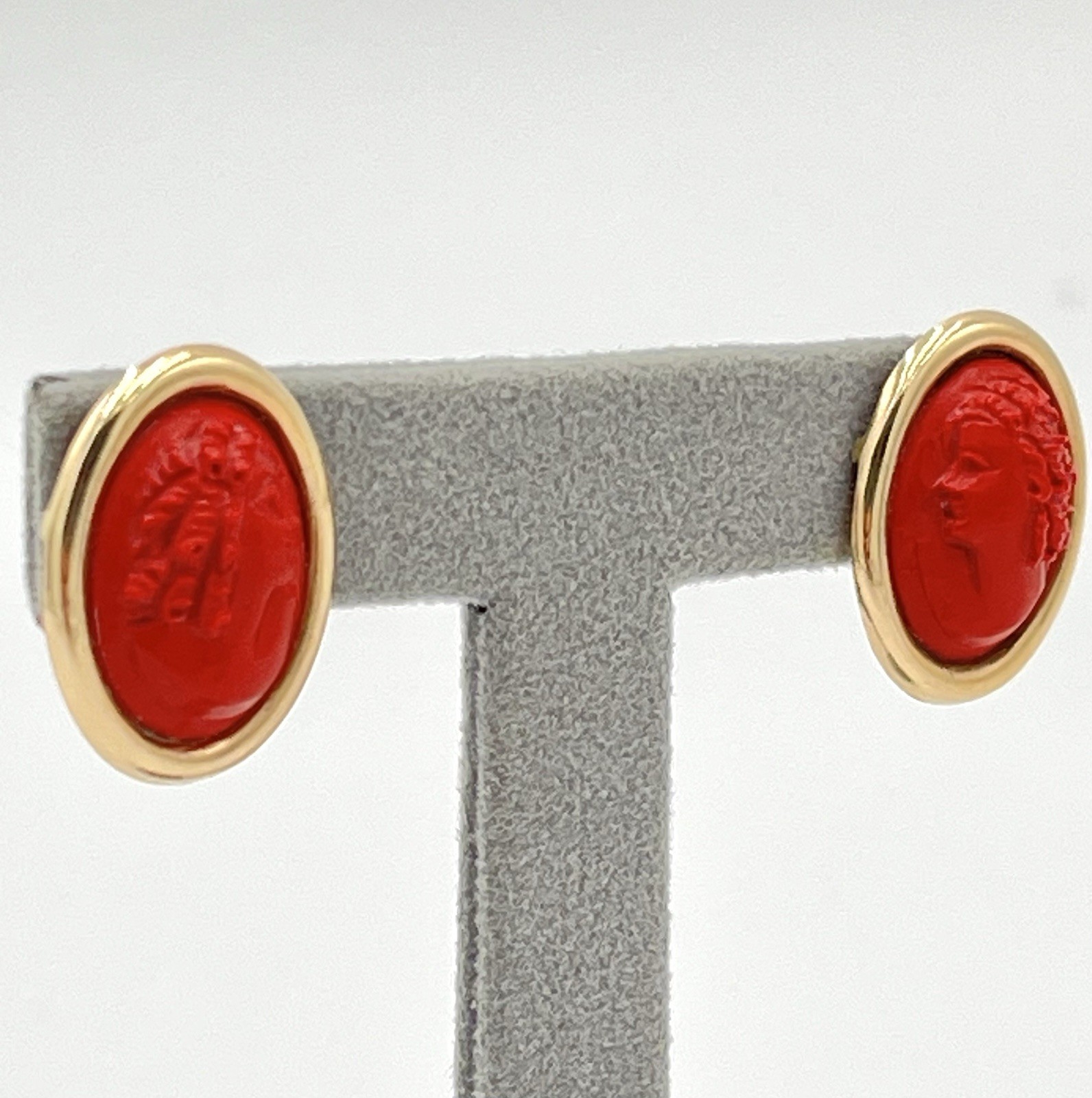 16mm Red Coral Paste 14kt Gold Cameo Earrings – Vintage Handmade