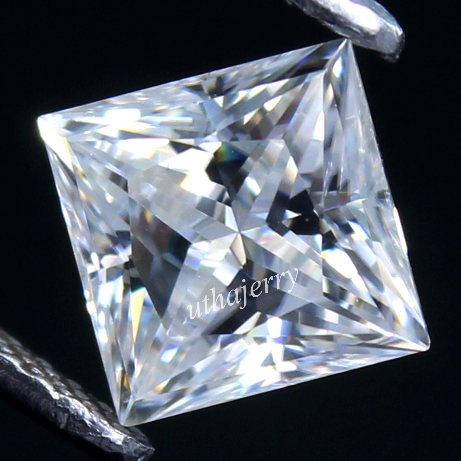 Natural Certified DE Color VVS1 Excellent 7.00 MM Princess White Diamond UT01