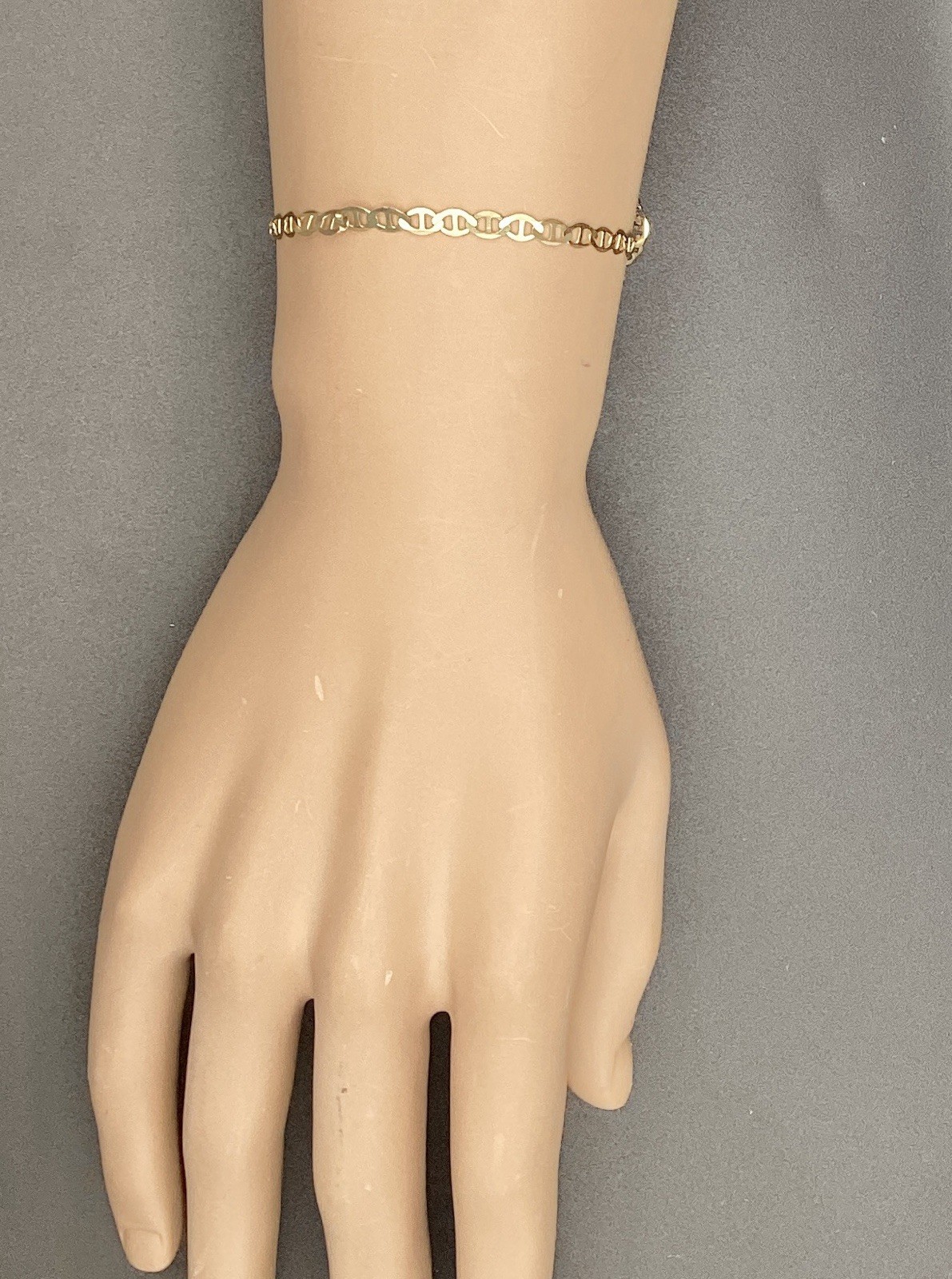 Real 10 KT Stamped Yellow Gold Mariner Link Chain Bracelet Unisex 8” L, 6mm W
