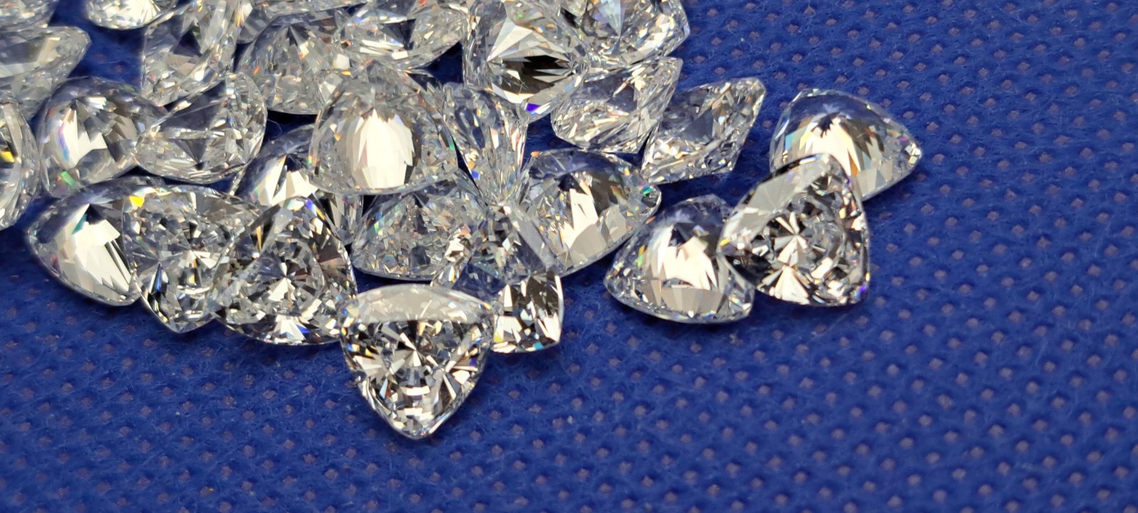 10 pieces 8.0mm Trillion Triangle Cut Cubic Zirconia Very Good
