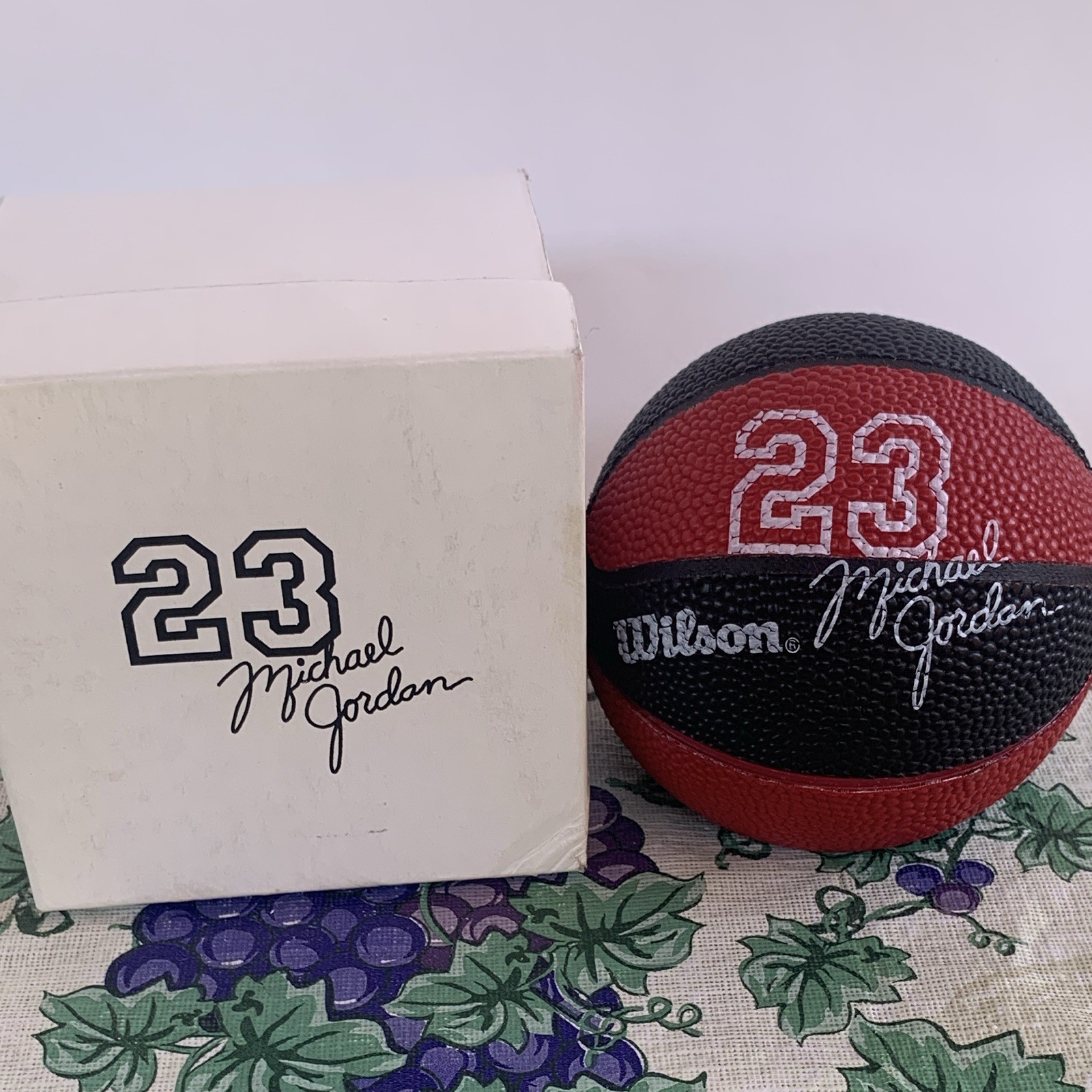Wilson Michael Jordan #23 Quartz Analog Watch Black Leather Strap w/ Box
