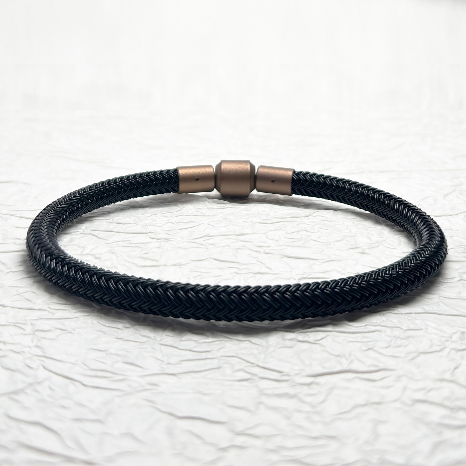 Chow Sang Sang Charme XL 5mm Braided Stainless Steel Bracelet-Black, red 19cm