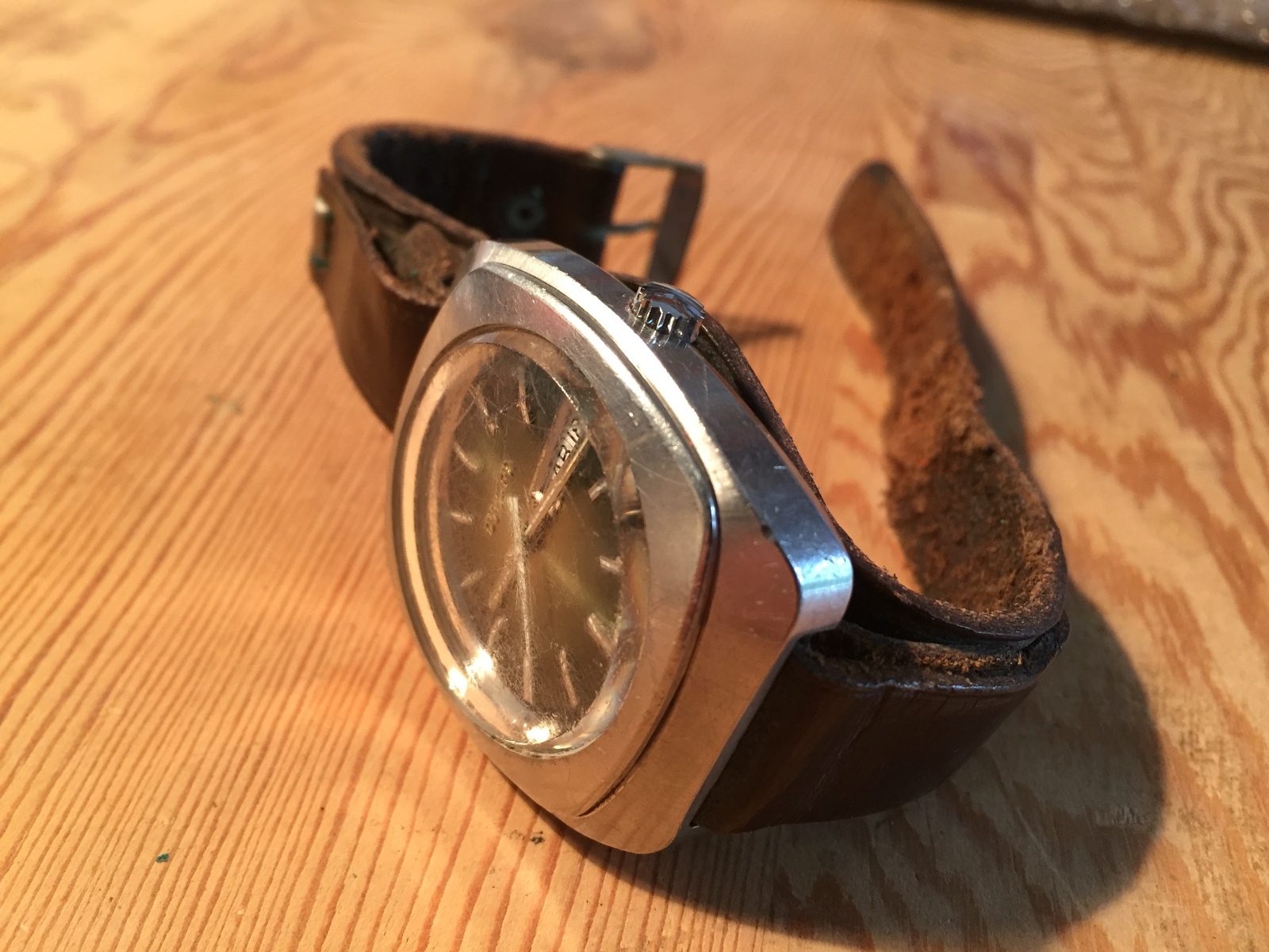 Vintage Watch – DUWARD Automatic 100M – Stainless Steel – Incabloc