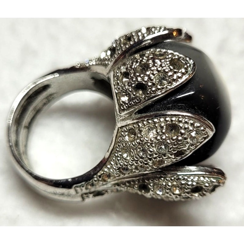 Statement Ring Flower Framed Agate Black Gray White Cabochon Sz 7 1/4 Boho Fairy
