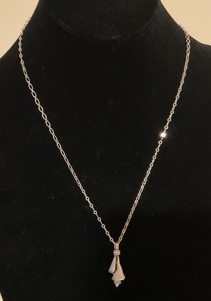 BRIGHTON NWT BEACHCOMBER WHITE ENAMEL CRYSTAL SHELL PENDANT NECKLACE RP:$78.
