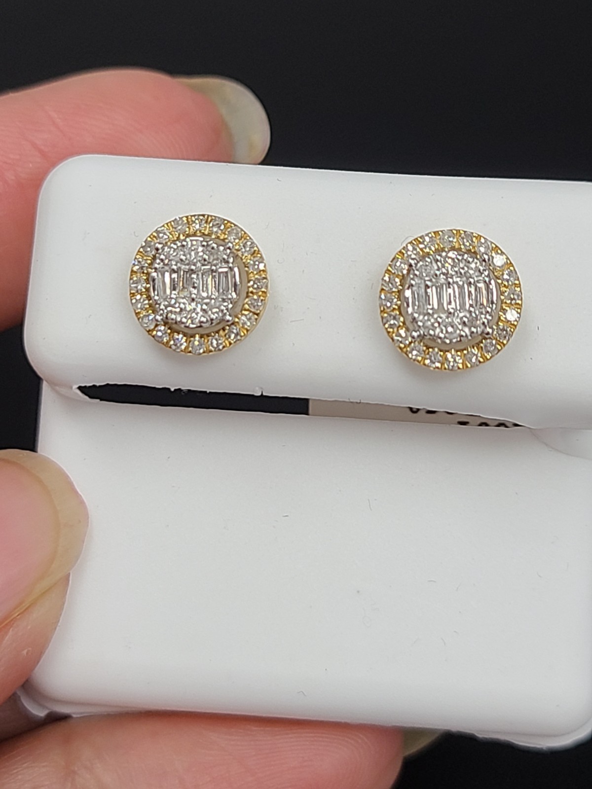 DEAL! 0.40CTW NATURAL ROUND BAGUETTES DIAMOND CLUSTER STUDS EARRINGS 8.7MM