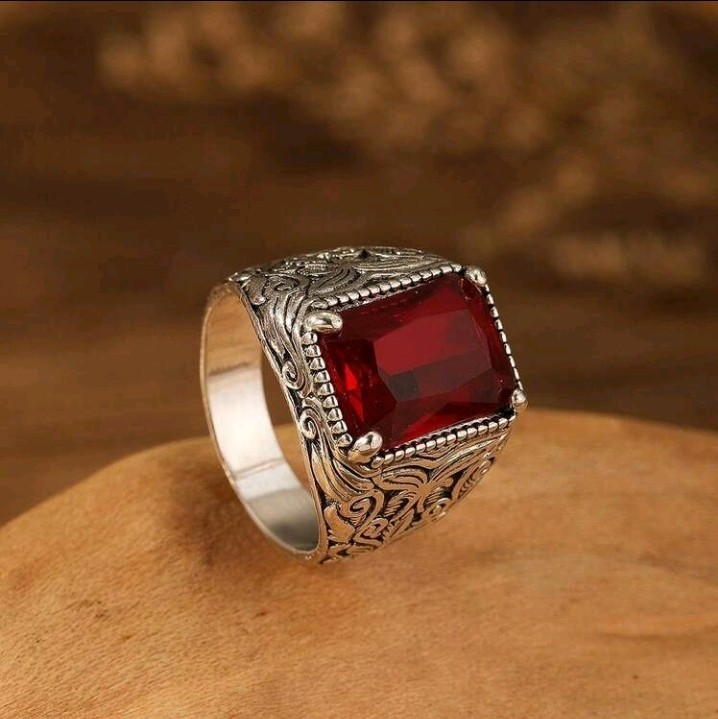 Men’s Silver-Plated Zinc Red Square-Shaped CZ Ring Size 8
