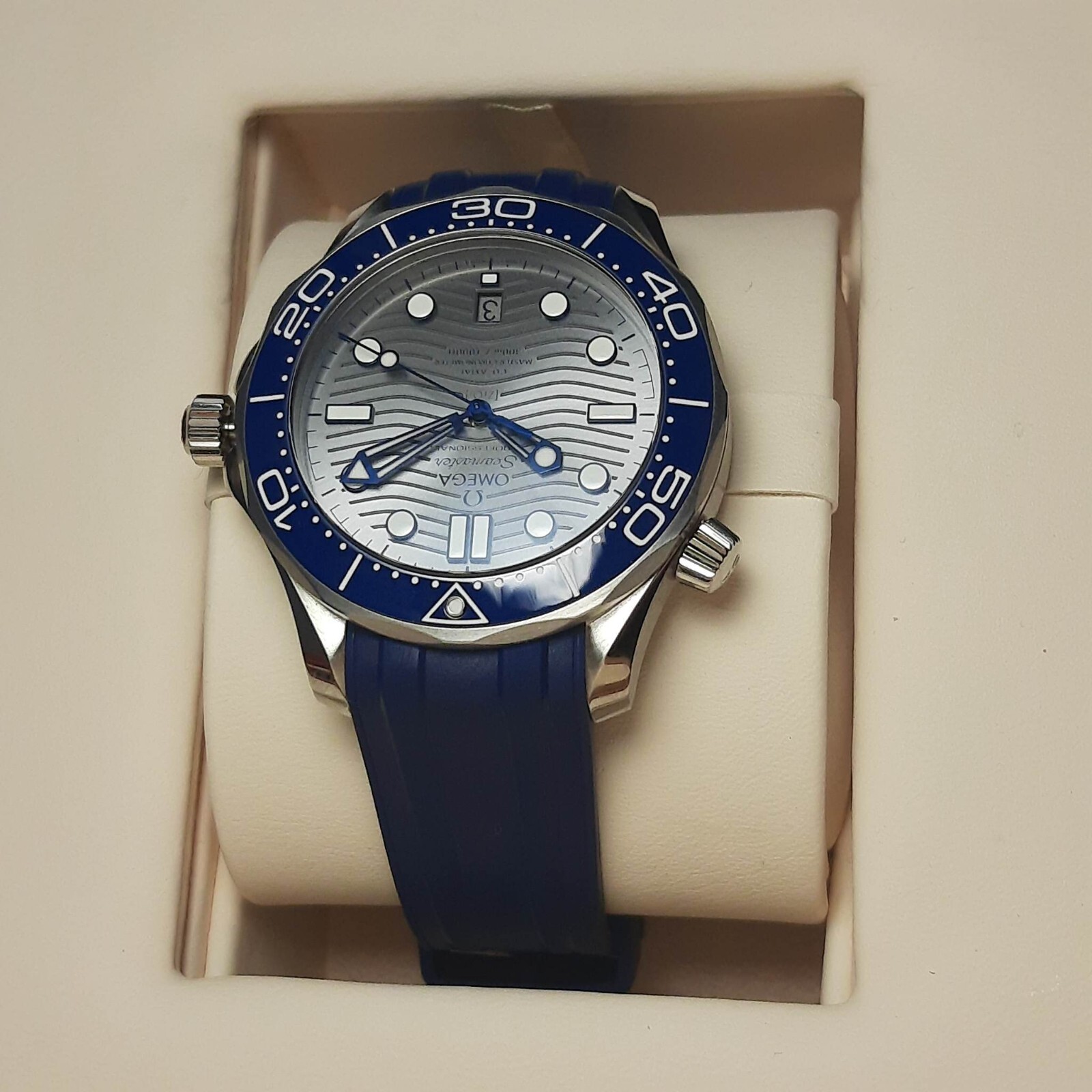 OMEGA SEAMASTER DIVER 300M CO-AXIAL CHRONOMETER GRAY 42MM