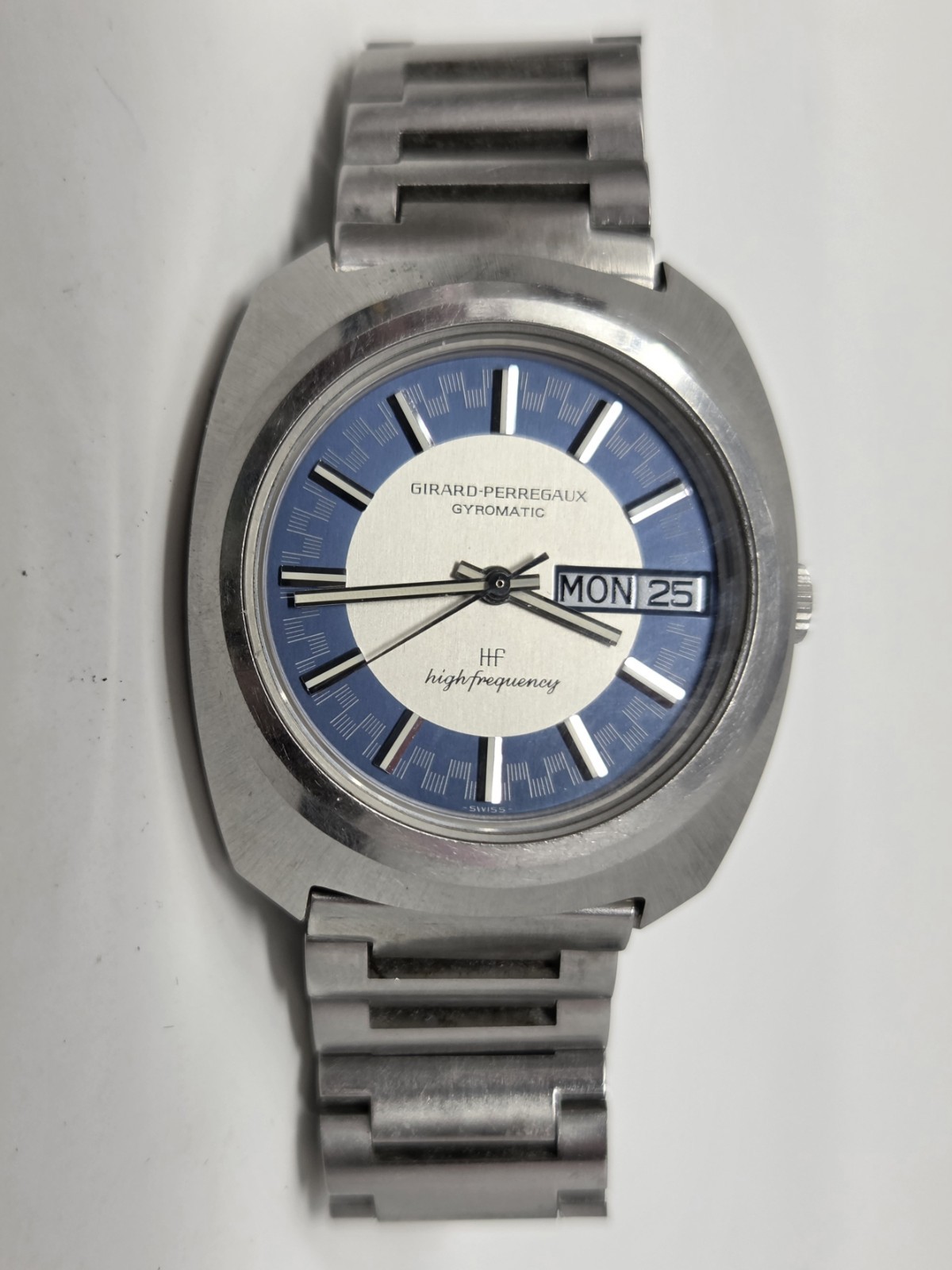 Vintage Girard-Perregaux Gyromatic High Frequency Blue Racing Dial Watch 1970s